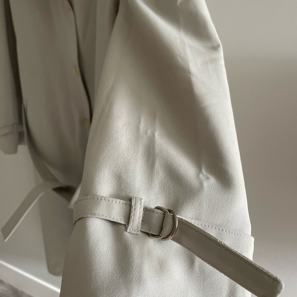 Vintage London Fog trench coat - Picture 5 of 7